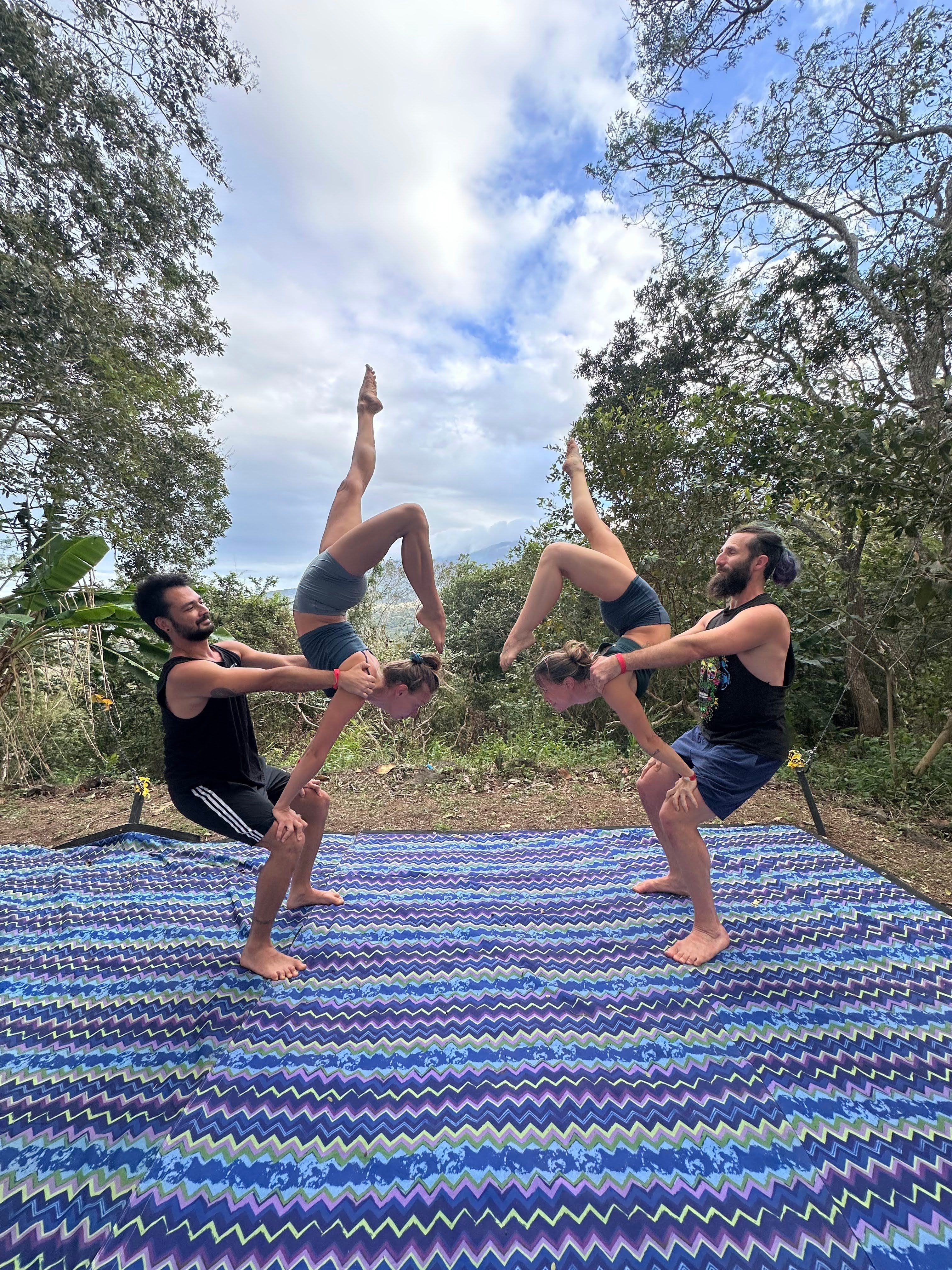 The acro way acroyoga teachers