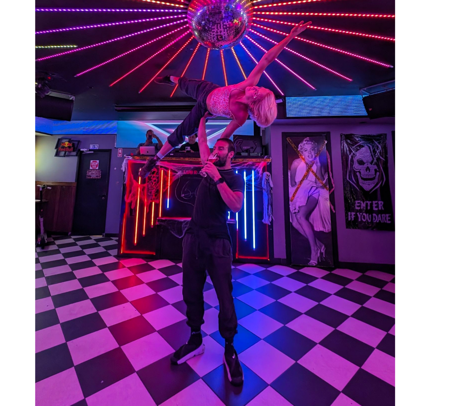 Intermediate AcroYoga Flow Workshop Dec 23